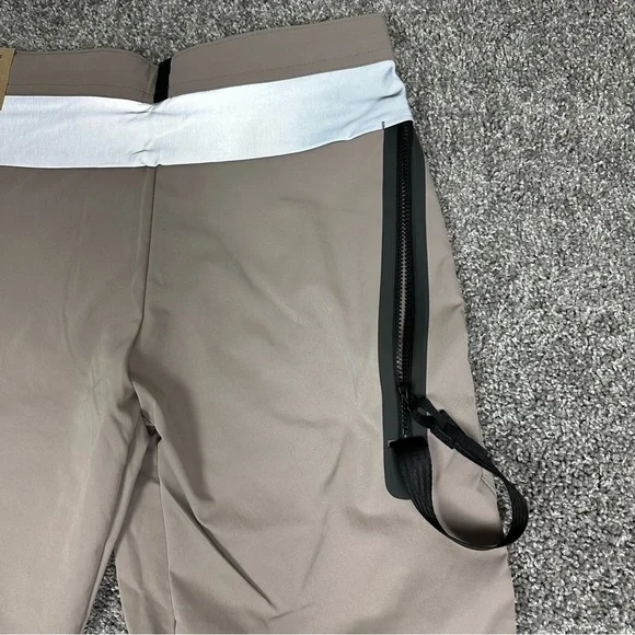 Nike Sportswear Tech Pack Mens Reflective Cargo Pants Size 34 Large DO4884-087 - Picture 11 of 15